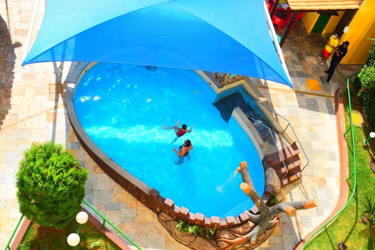 Suite Thermas Place Caldas Novas Exterior photo